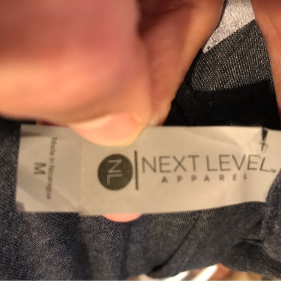 women’s blue size M t-shirt with cute origami rhino and bird. - Picture 4 of 4